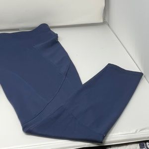 Avia women’s workout leggings, size L (12-14)